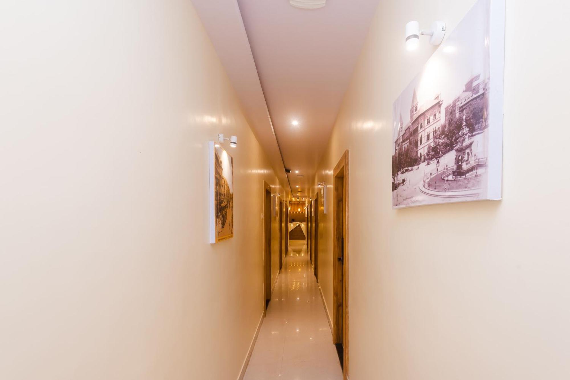 Hotel Sun City Near Saifee Hospital And Hn Reliance Hospital مومباي المظهر الخارجي الصورة