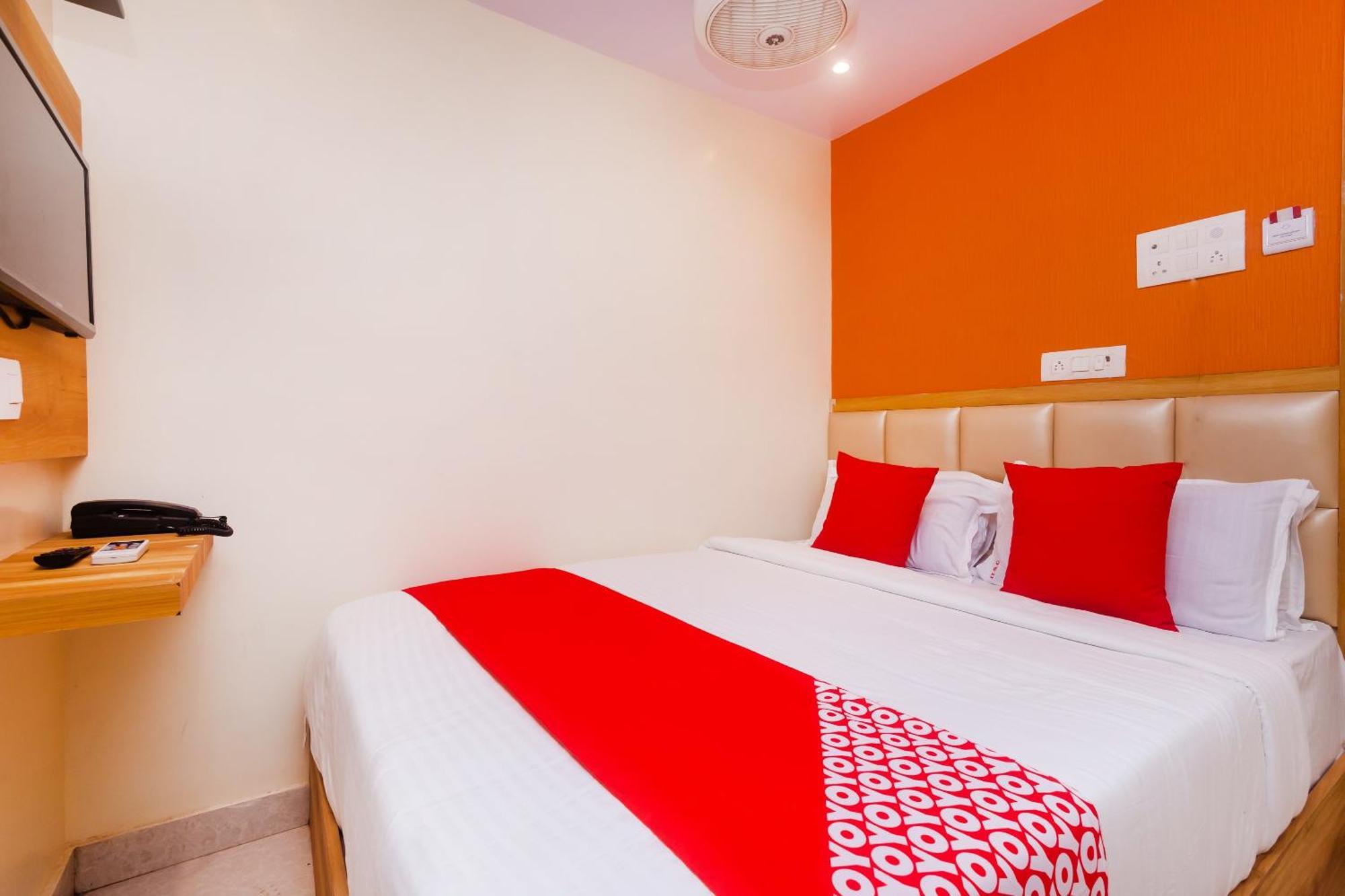 Hotel Sun City Near Saifee Hospital And Hn Reliance Hospital مومباي المظهر الخارجي الصورة