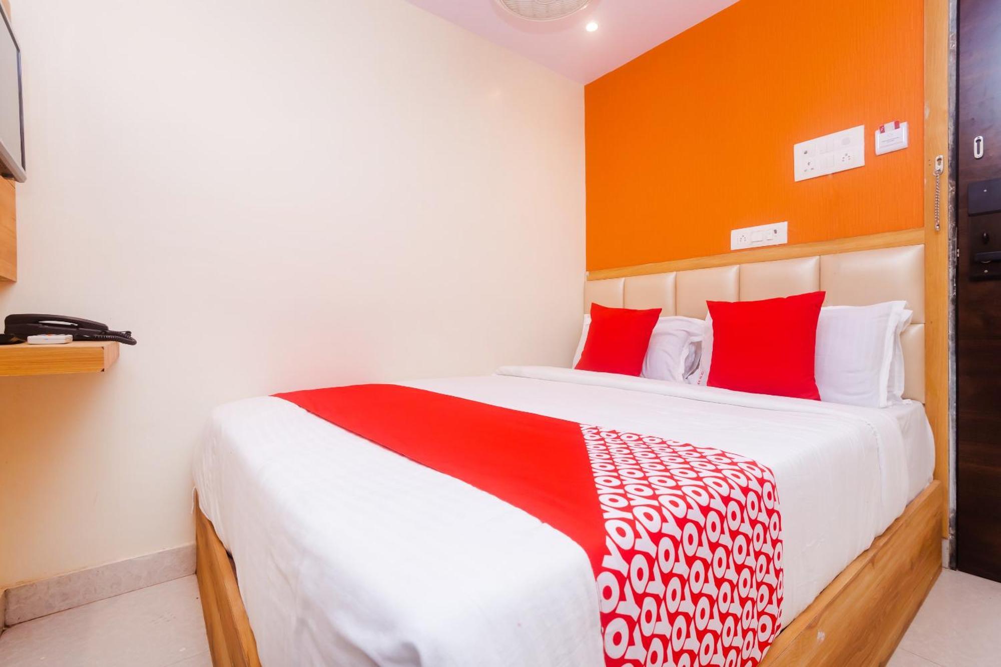 Hotel Sun City Near Saifee Hospital And Hn Reliance Hospital مومباي المظهر الخارجي الصورة