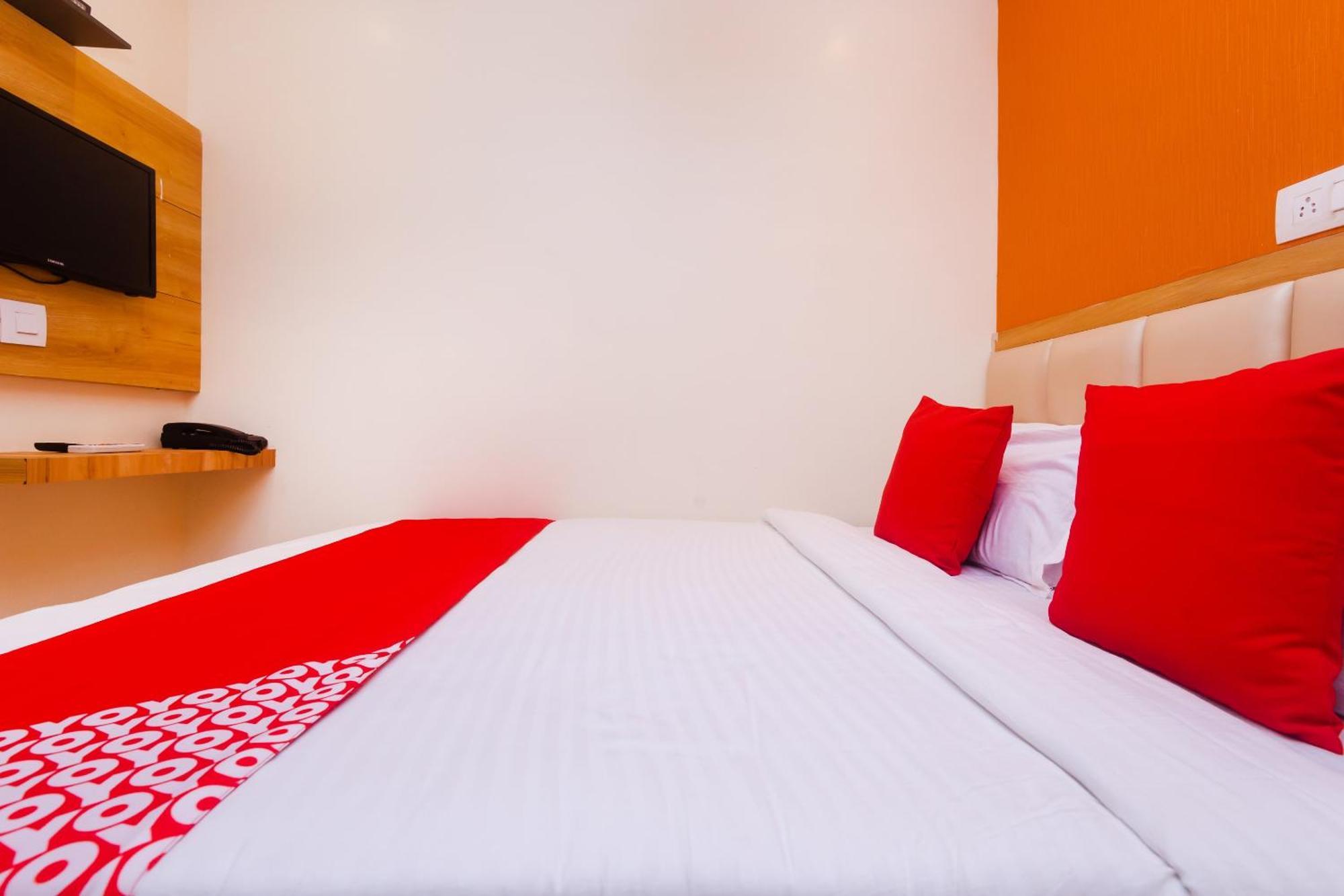 Hotel Sun City Near Saifee Hospital And Hn Reliance Hospital مومباي المظهر الخارجي الصورة