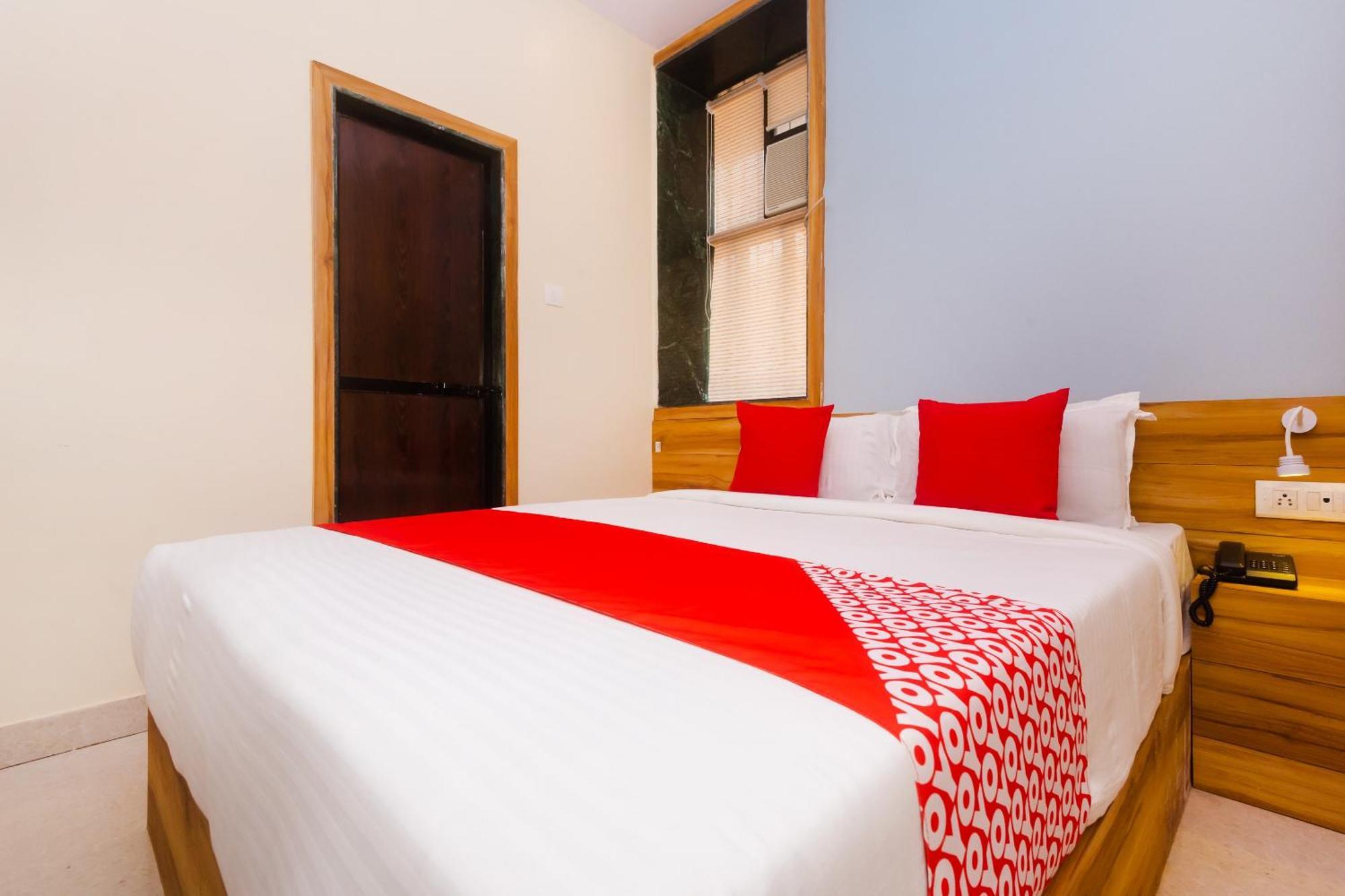 Hotel Sun City Near Saifee Hospital And Hn Reliance Hospital مومباي المظهر الخارجي الصورة