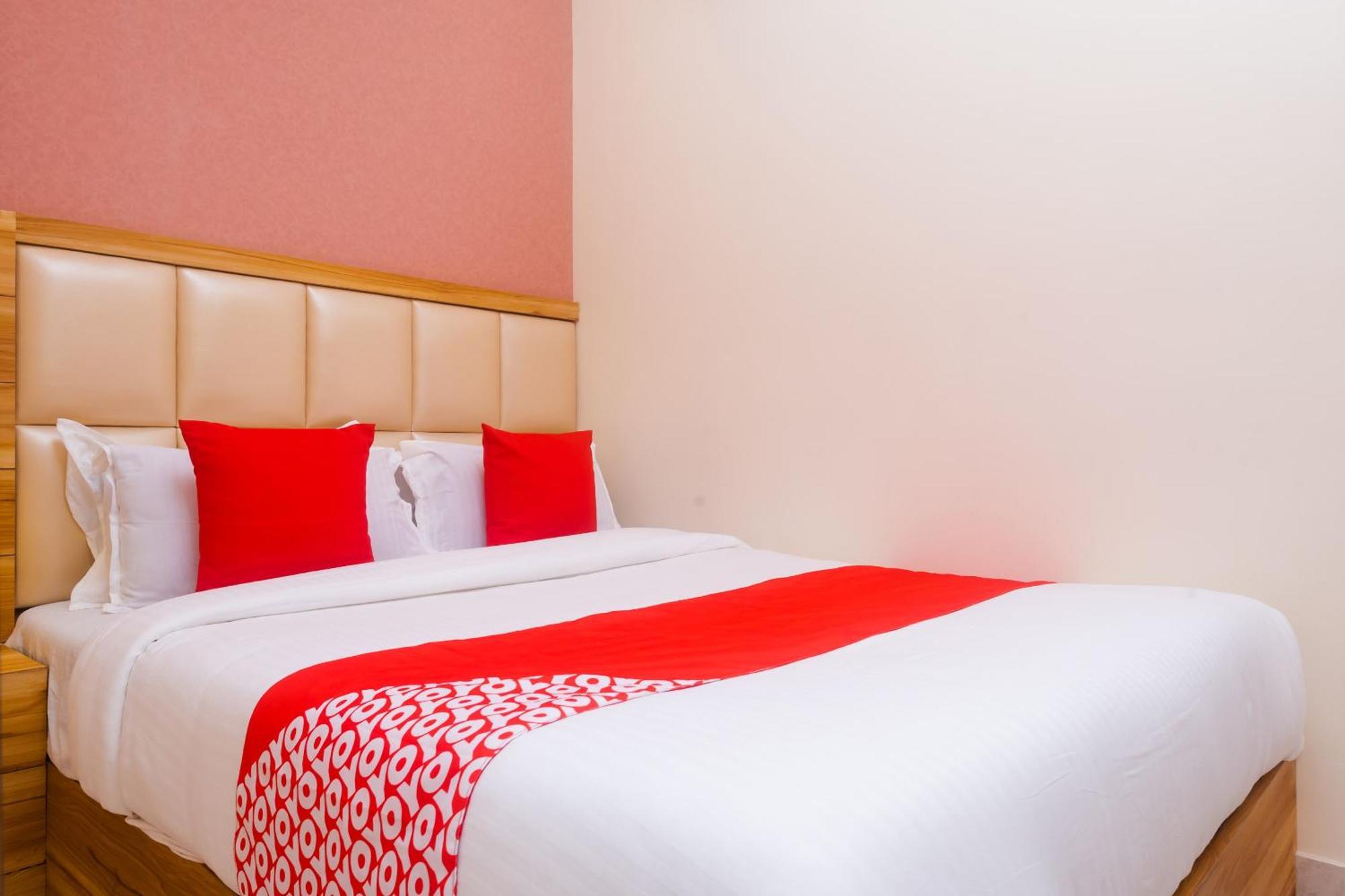 Hotel Sun City Near Saifee Hospital And Hn Reliance Hospital مومباي المظهر الخارجي الصورة