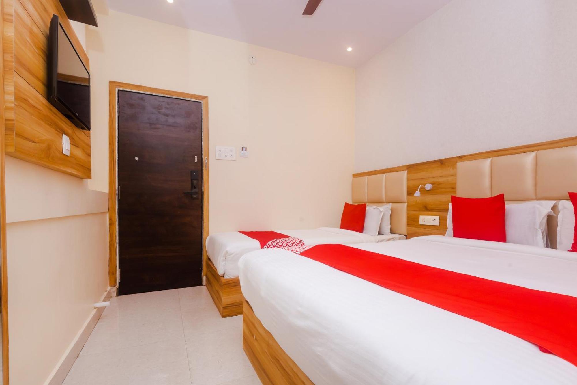 Hotel Sun City Near Saifee Hospital And Hn Reliance Hospital مومباي المظهر الخارجي الصورة