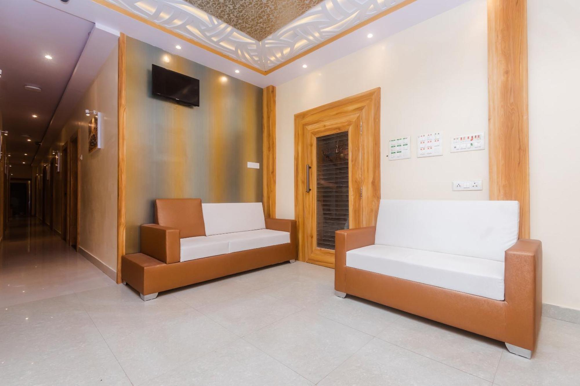 Hotel Sun City Near Saifee Hospital And Hn Reliance Hospital مومباي المظهر الخارجي الصورة
